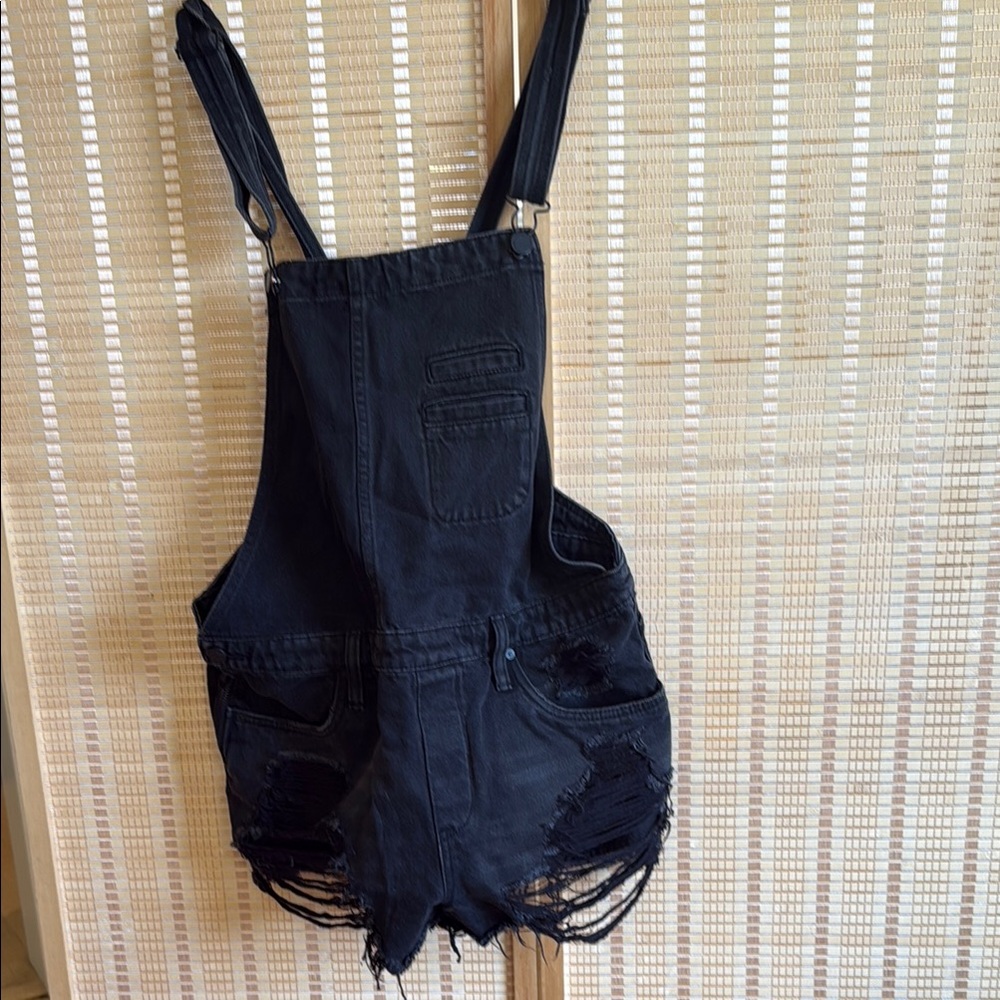 Trendy Black Ripped Denim Overalls
